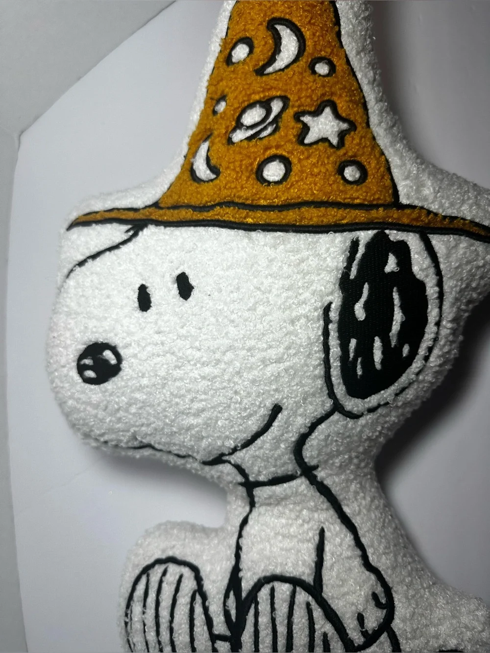 Peanuts Snoopy Sherpa Pillow Halloween Wizard Witch NWT
